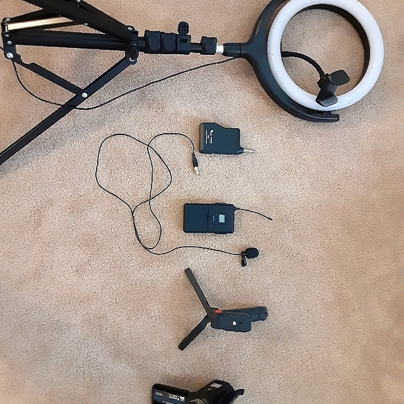 YouTube starter kit. - Picture 1 of 6